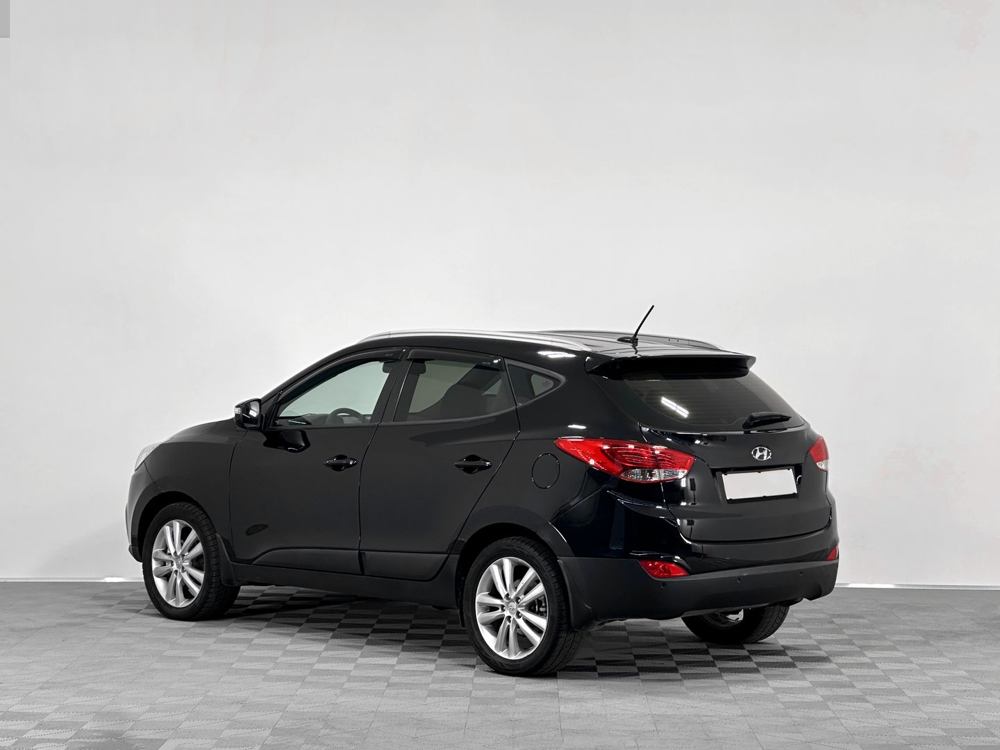 Hyundai ix35, I 2.0d AT (184 л.с.) 4WD