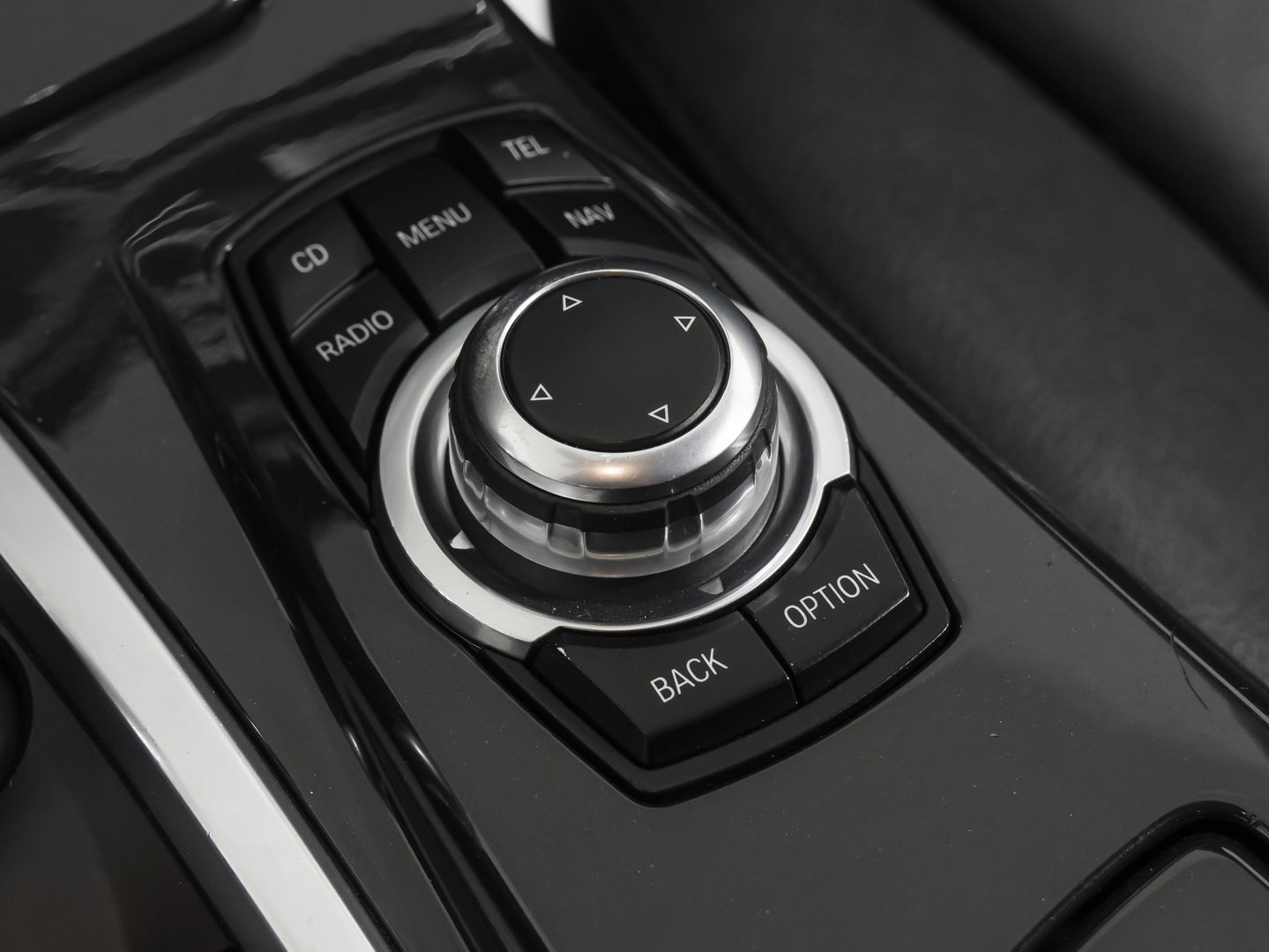 BMW 5 серии, VI (F10/F11/F07) 520d 2.0d AT (184 л.с.)