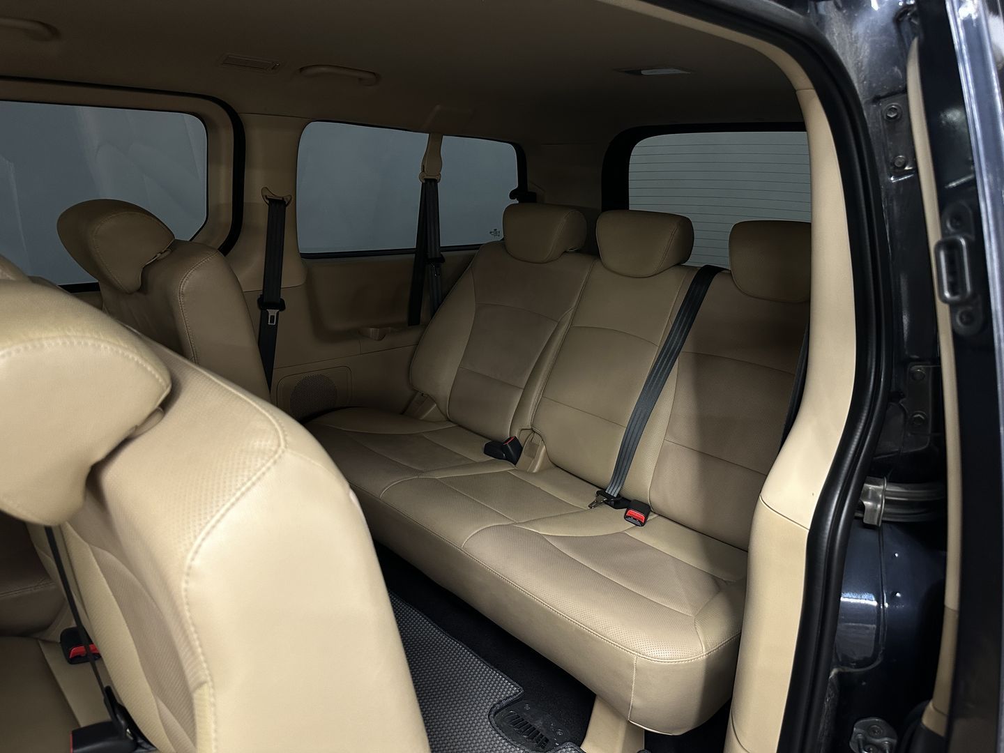 Hyundai H-1, II Рестайлинг 2 2.5d AT (170 л.с.)