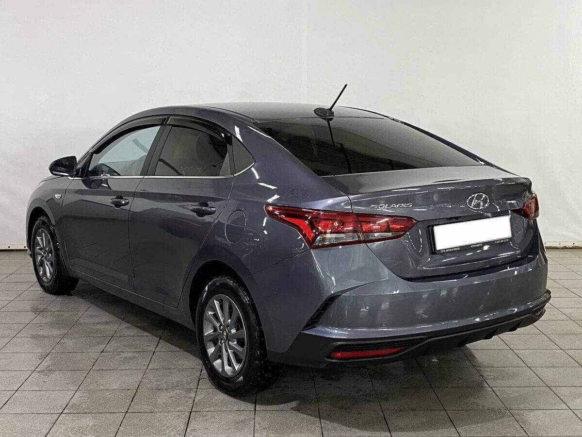 Hyundai Solaris, II Рестайлинг 1.6 AT (123 л.с.)