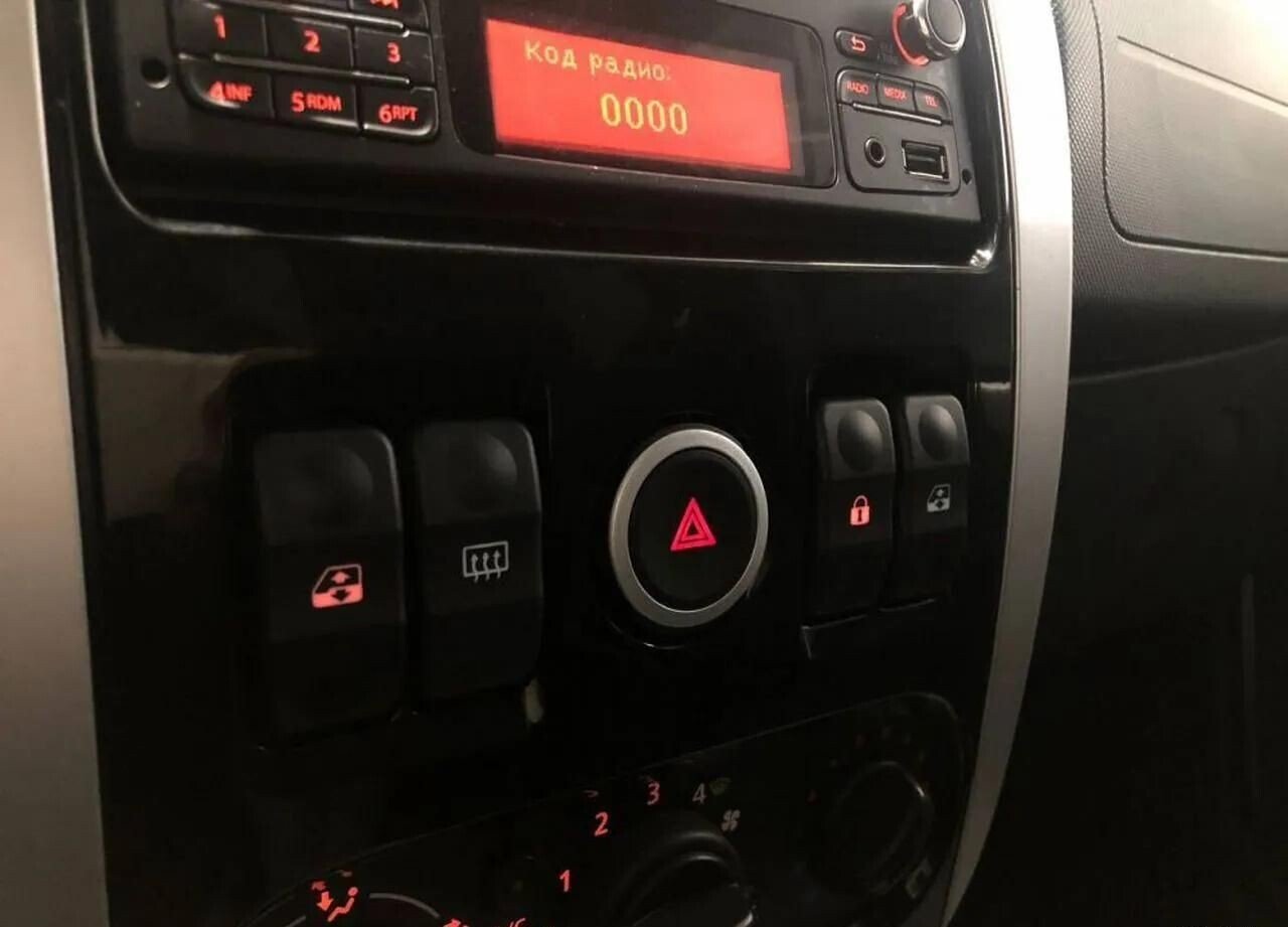 LADA (ВАЗ) Largus, I Cross 1.6 MT (106 л.с.)