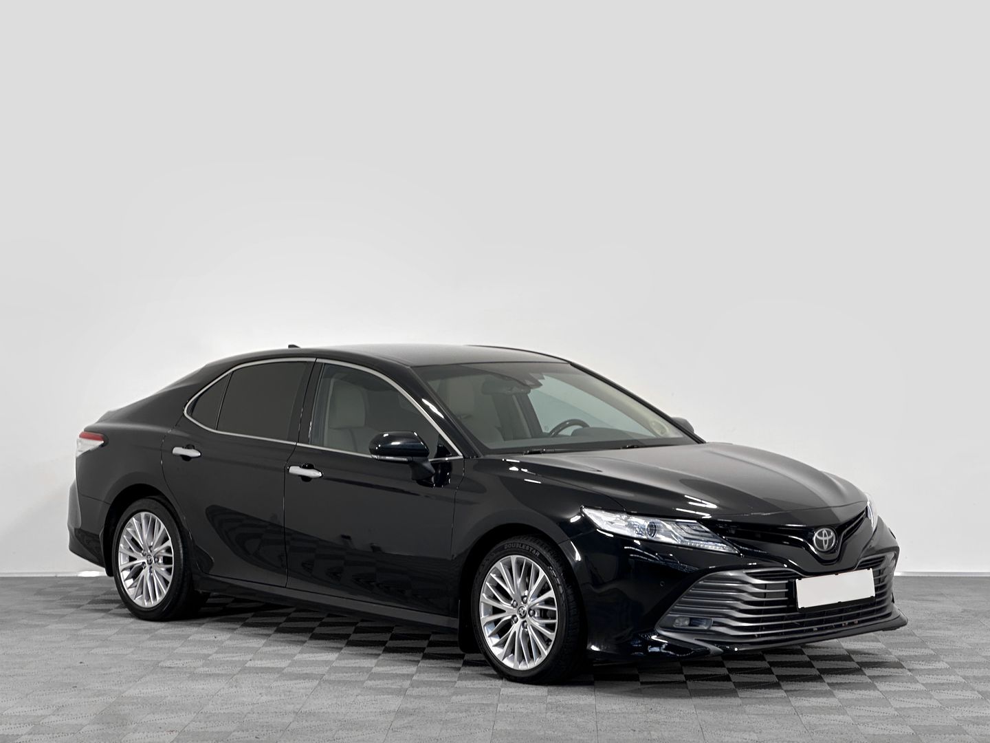 Toyota Camry, VIII (XV70) 2.5 AT (181 л.с.)