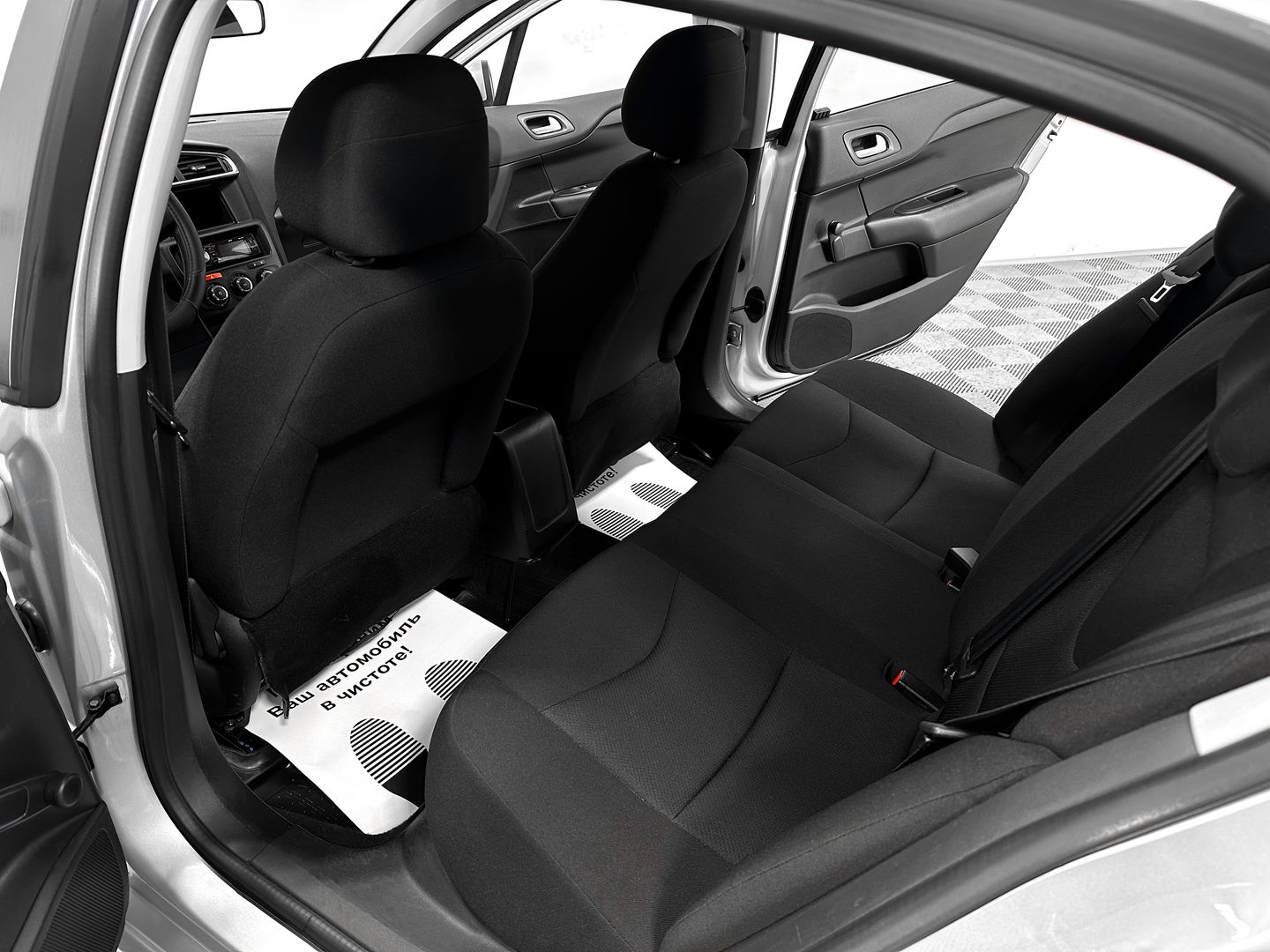 Citroen C4, I Triomphe 1.6 MT (110 л.с.)