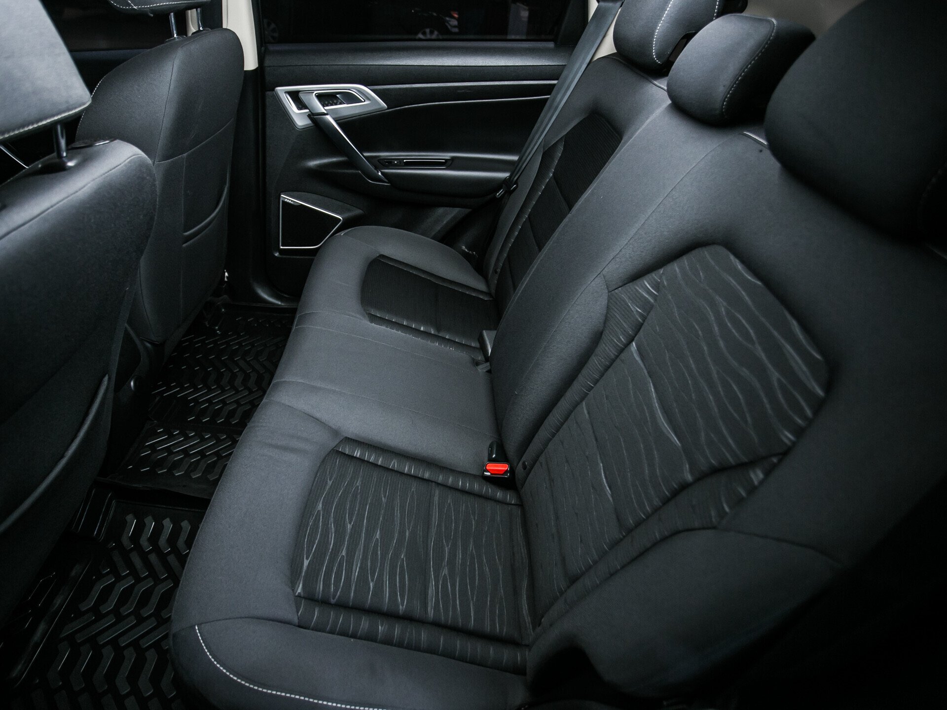 Geely Atlas, I 2.4 AT (149 л.с.) 4WD