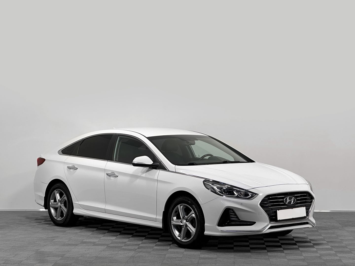 Hyundai Sonata, VII (LF) Рестайлинг 2.0 AT (150 л.с.)