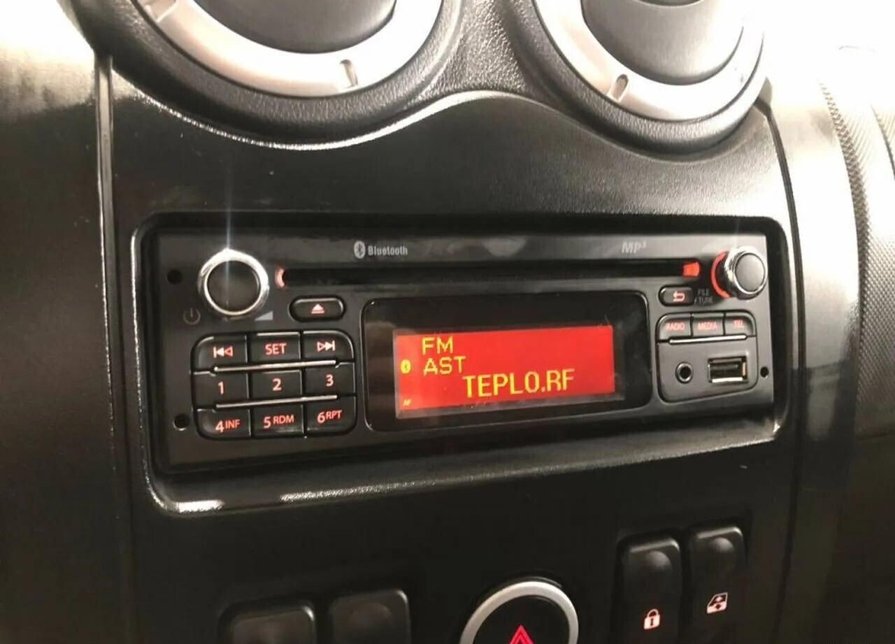 LADA (ВАЗ) Largus, I 1.6 MT (106 л.с.)