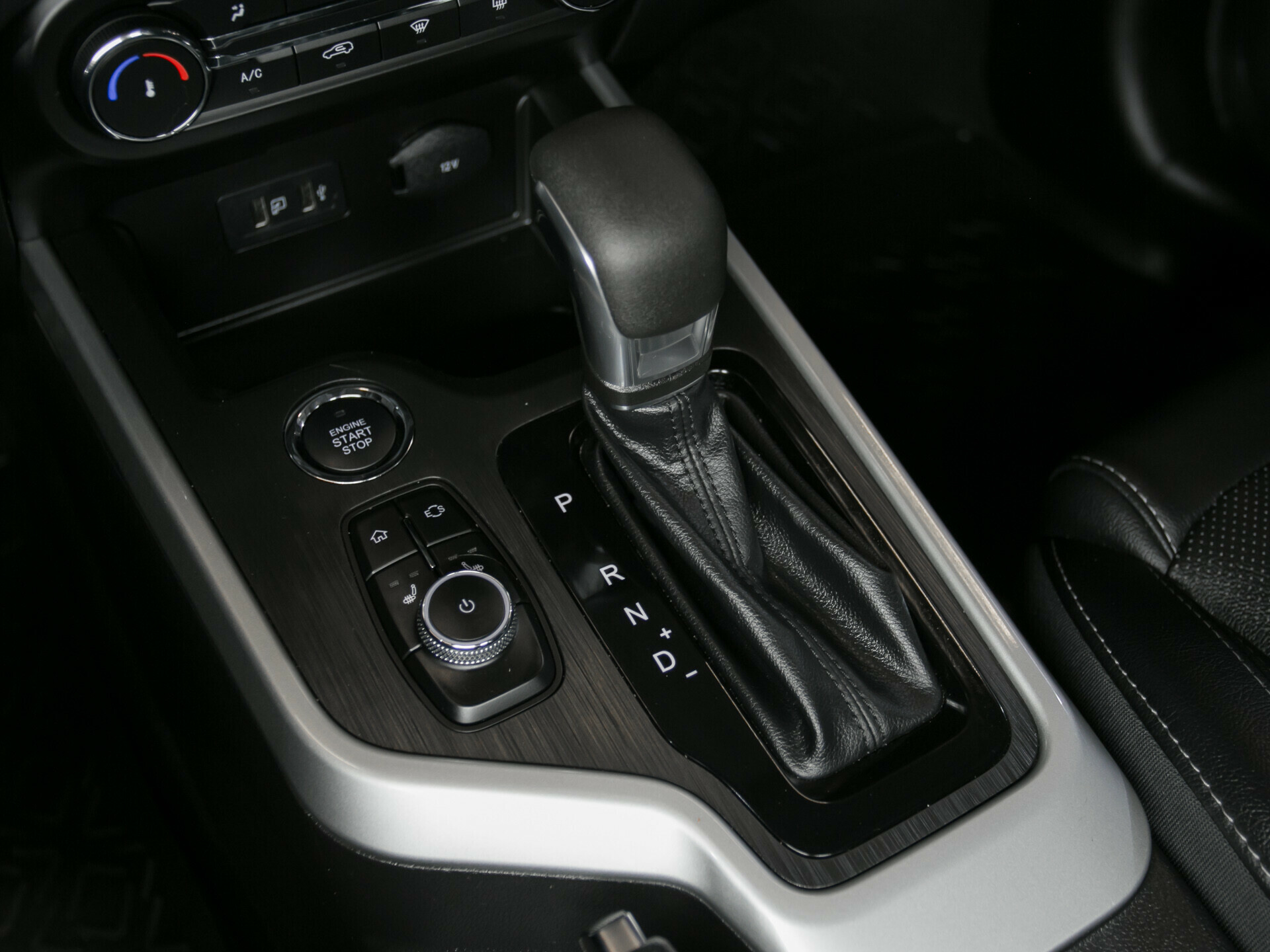 Chery Tiggo 4, I Рестайлинг 2.0 CVT (122 л.с.)