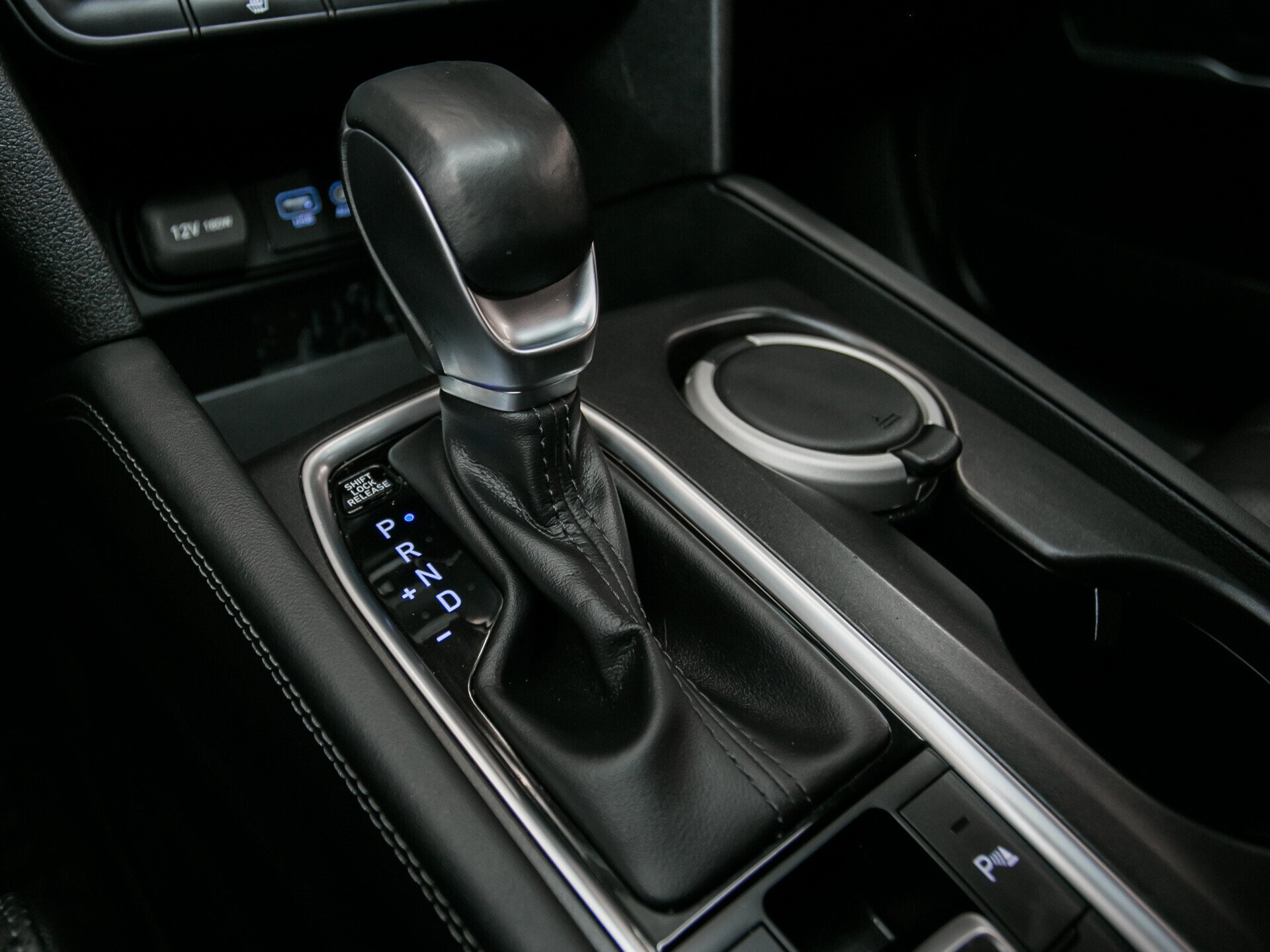 Hyundai Santa Fe, IV 2.2d AT (200 л.с.) 4WD