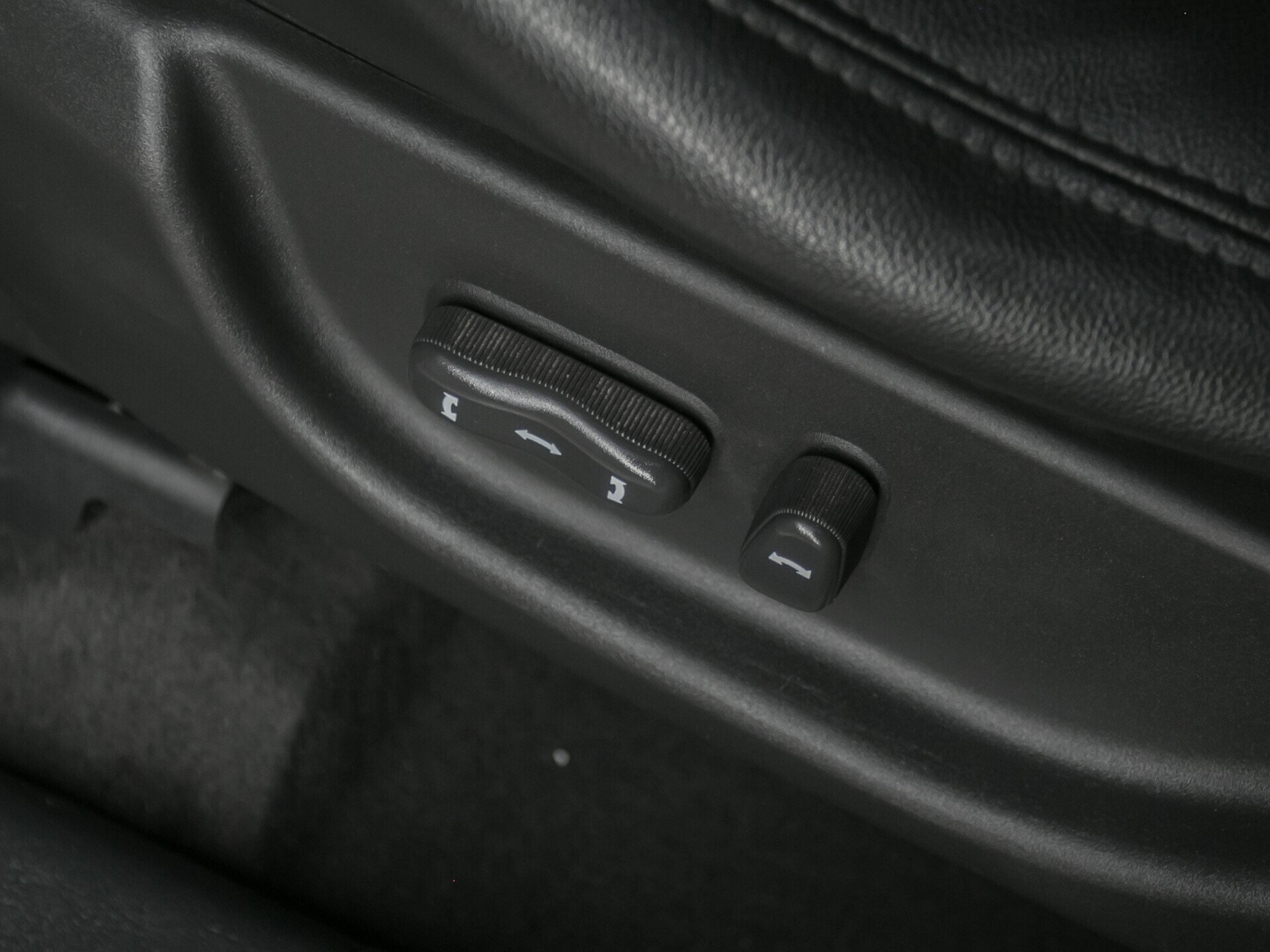 Geely Emgrand X7, I 2.0 MT (139 л.с.)