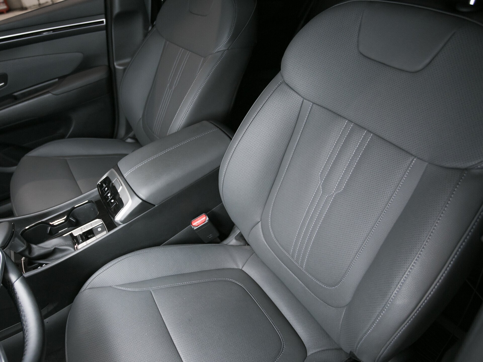 Hyundai Tucson, IV 2.0d AT (186 л.с.) 4WD