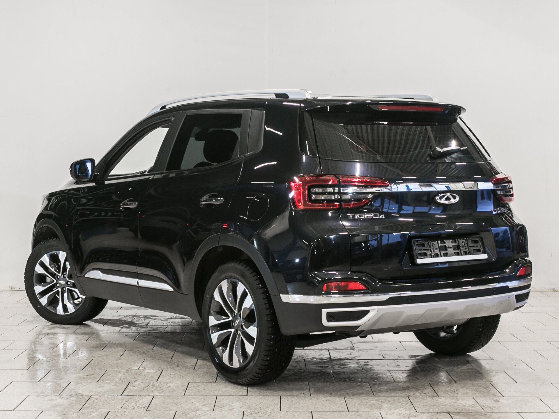 Chery Tiggo 4, I Рестайлинг 2.0 CVT (122 л.с.)