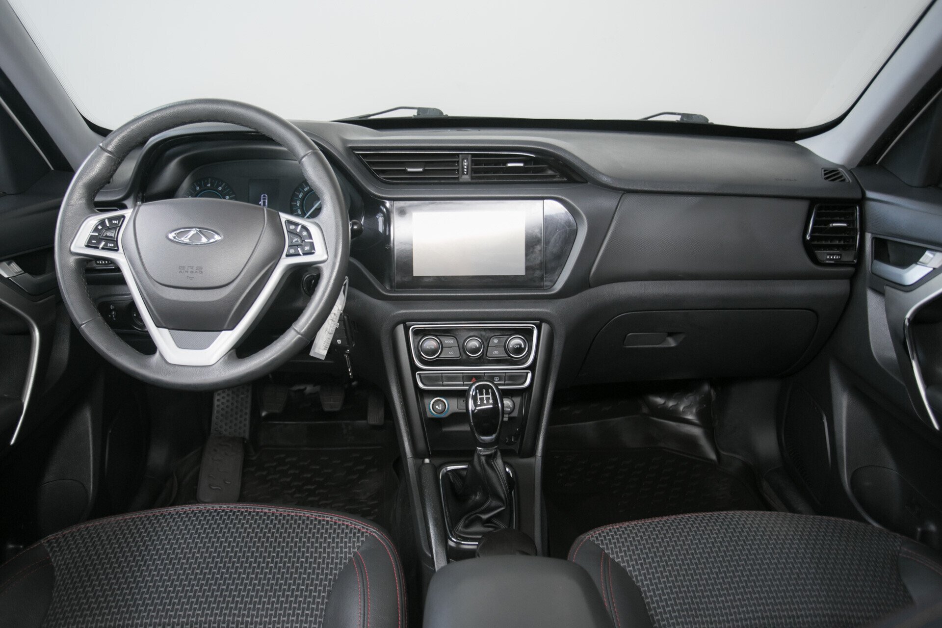 Chery Tiggo 3, I 1.6 MT (126 л.с.)