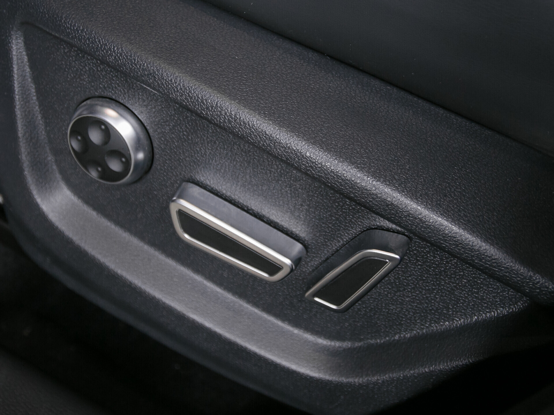 Chery Tiggo 8 Pro, I 1.6 AMT (186 л.с.)