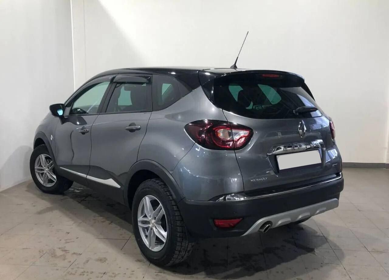 Renault Kaptur, I 2.0 AT (143 л.с.) 4WD