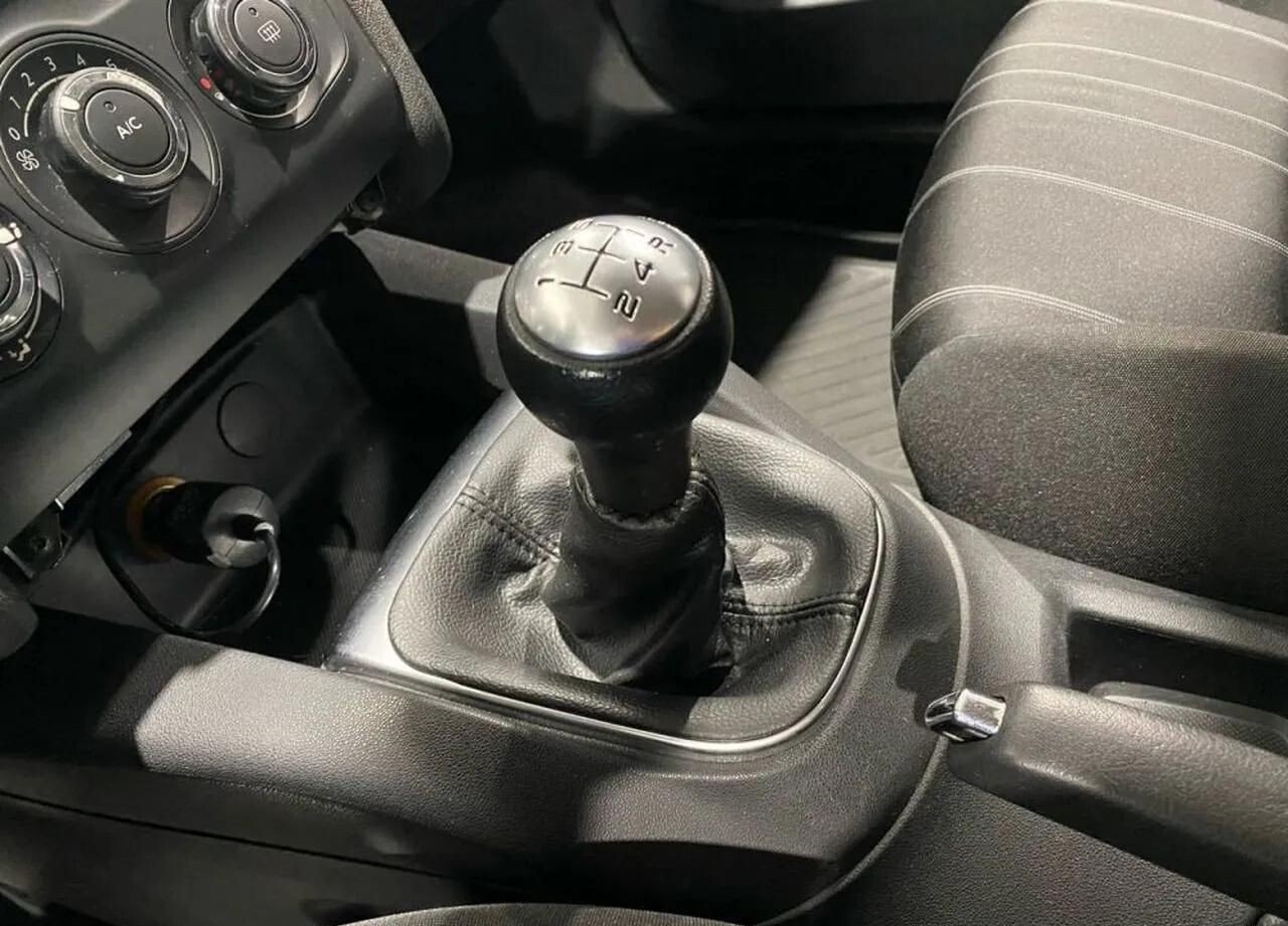 Citroen C4, II 1.6 MT (120 л.с.)