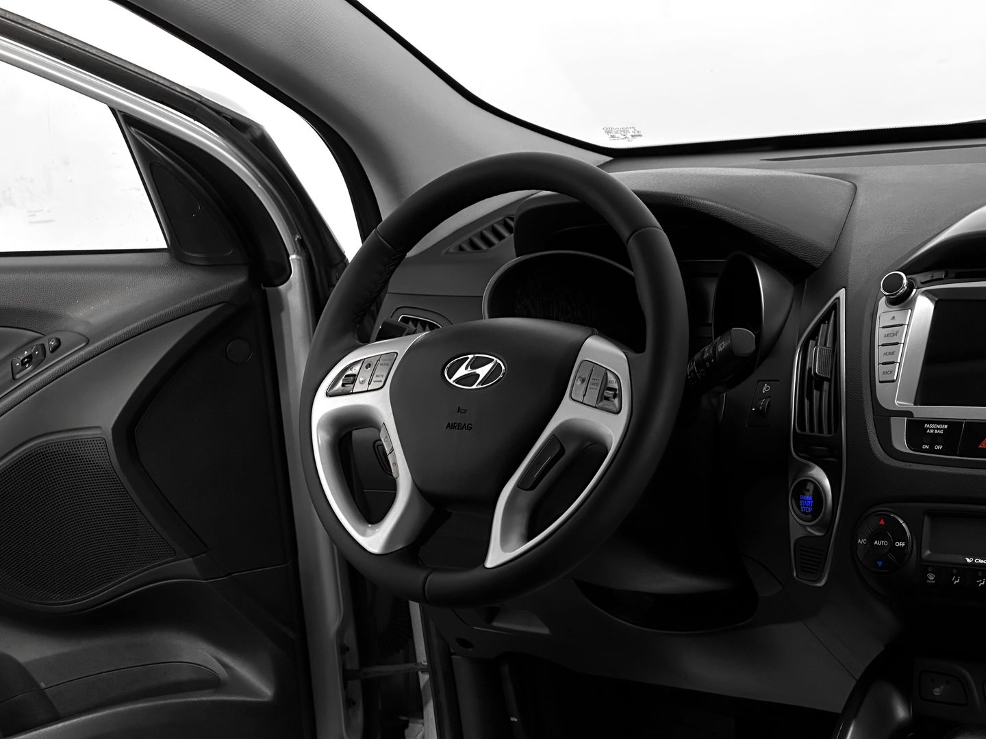 Hyundai ix35, I 2.0 AT (150 л.с.) 4WD