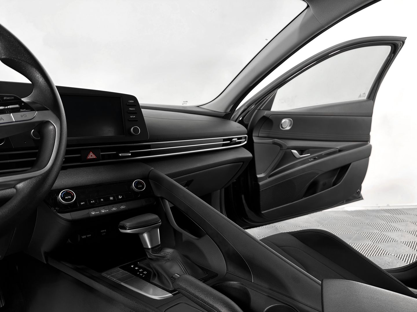 Hyundai Elantra, VII (CN7) 2.0 CVT (149 л.с.)