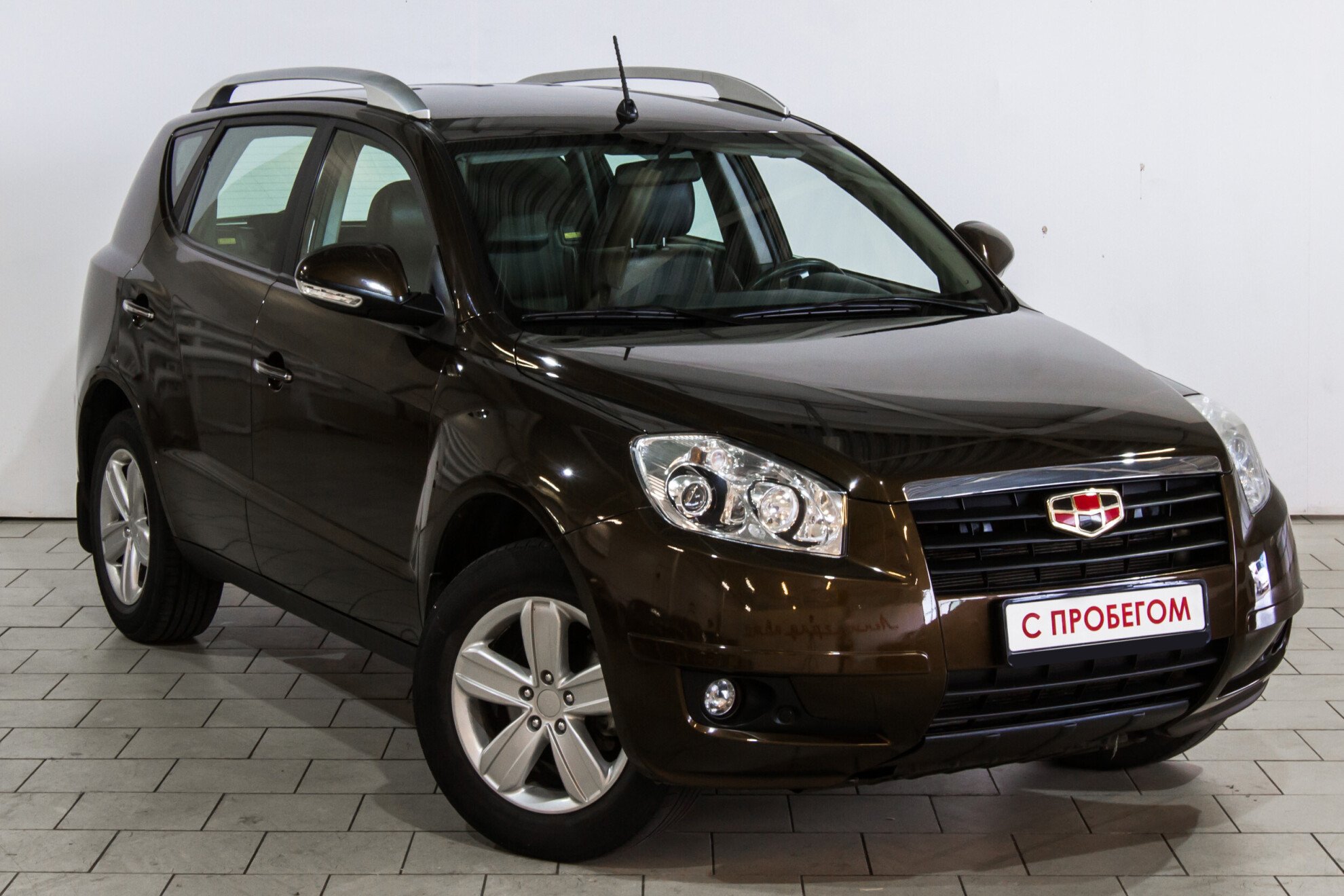 Geely Emgrand X7, I 2.0 MT (139 л.с.)