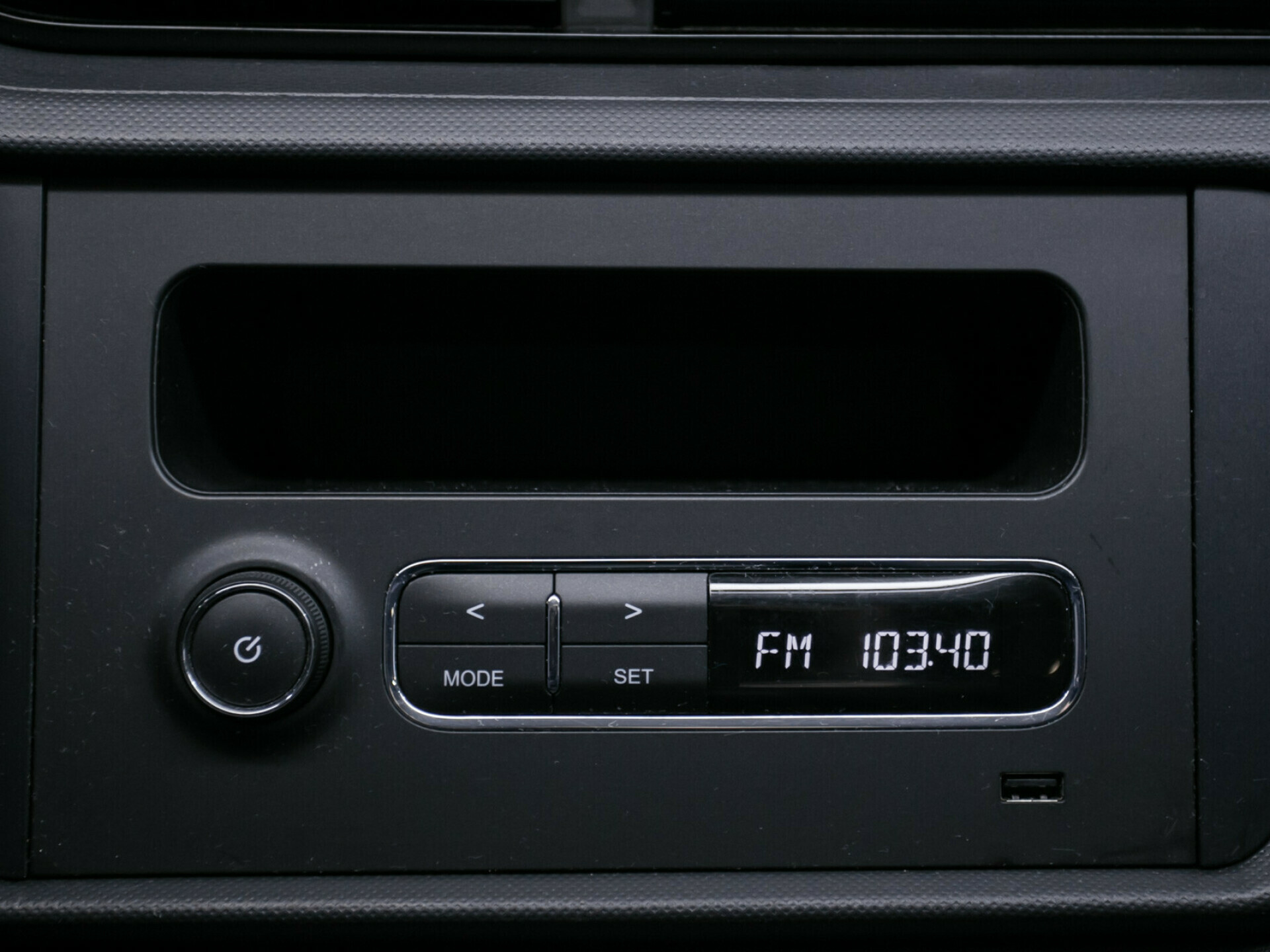 Chery Tiggo 3, I 1.6 MT (126 л.с.)