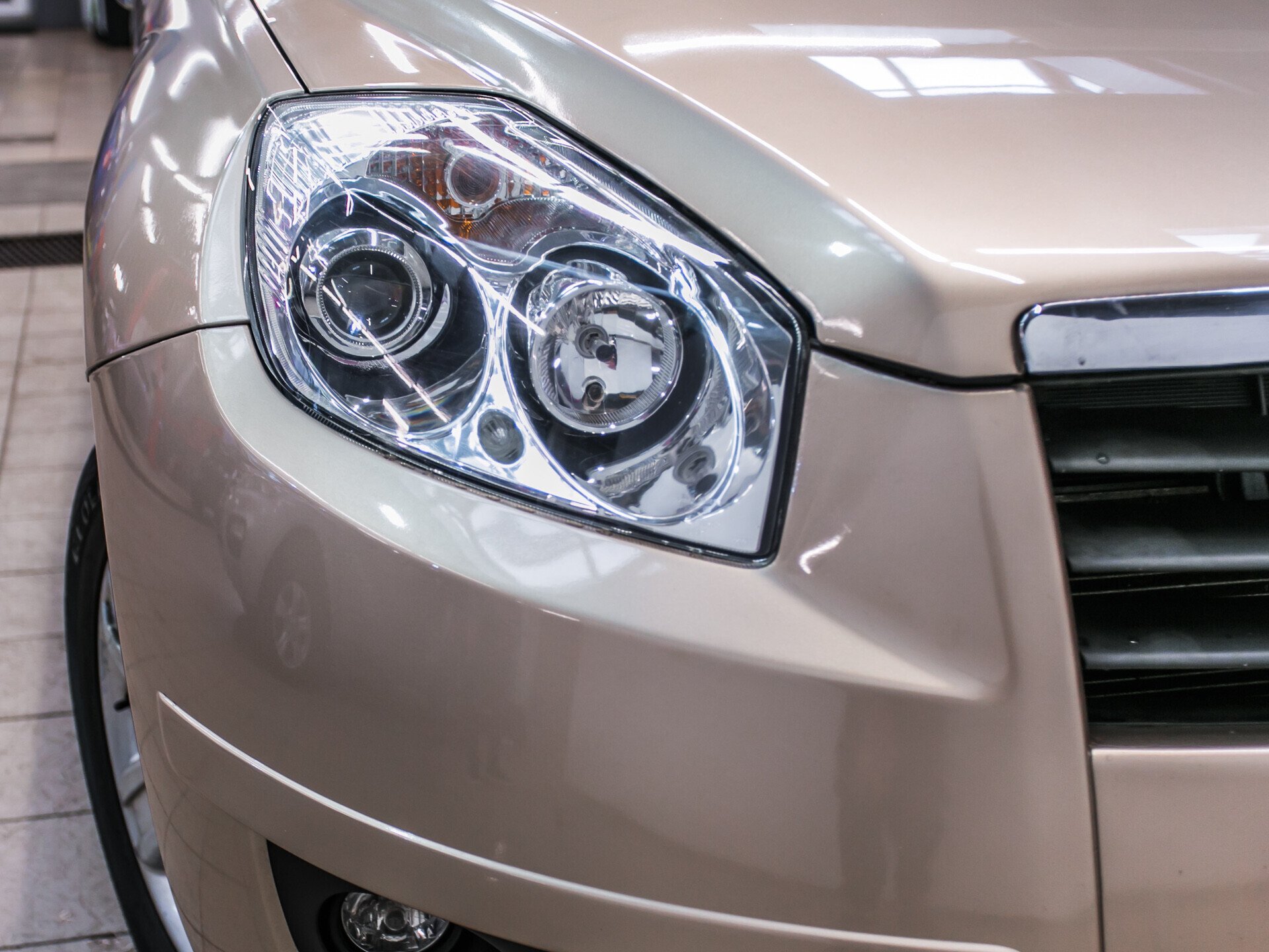 Geely Emgrand X7, I 2.4 AT (148 л.с.)