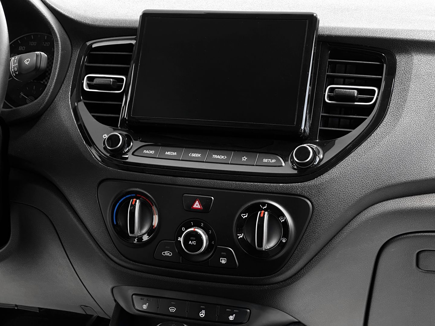 Hyundai Solaris, II Рестайлинг 1.6 AT (123 л.с.)