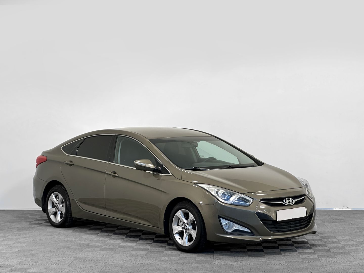 Hyundai i40, I 2.0 AT (150 л.с.)