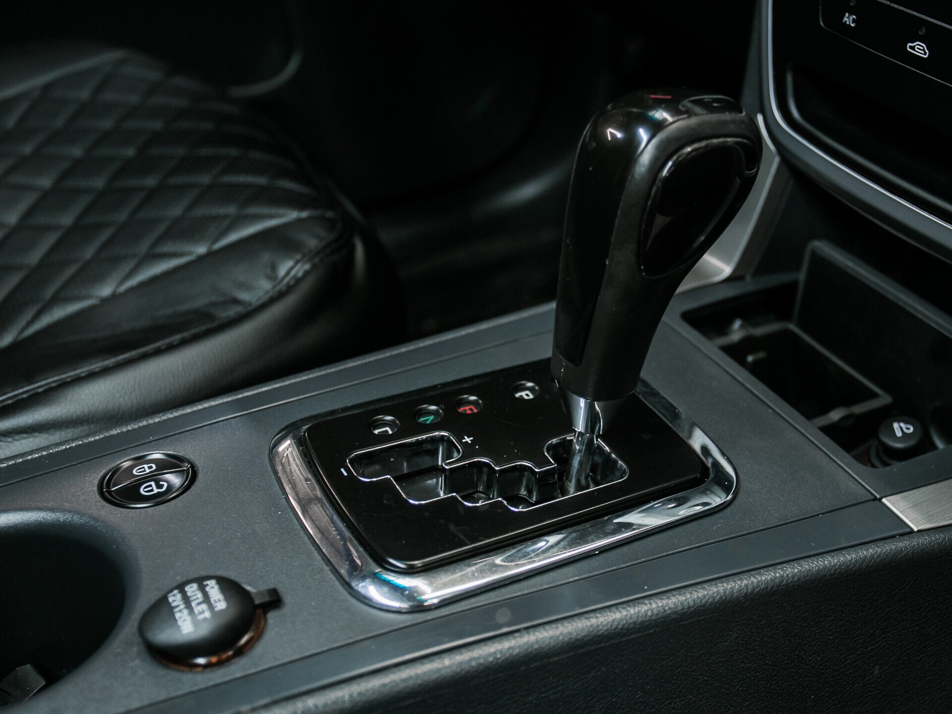 Geely Emgrand X7, I 2.4 AT (148 л.с.)