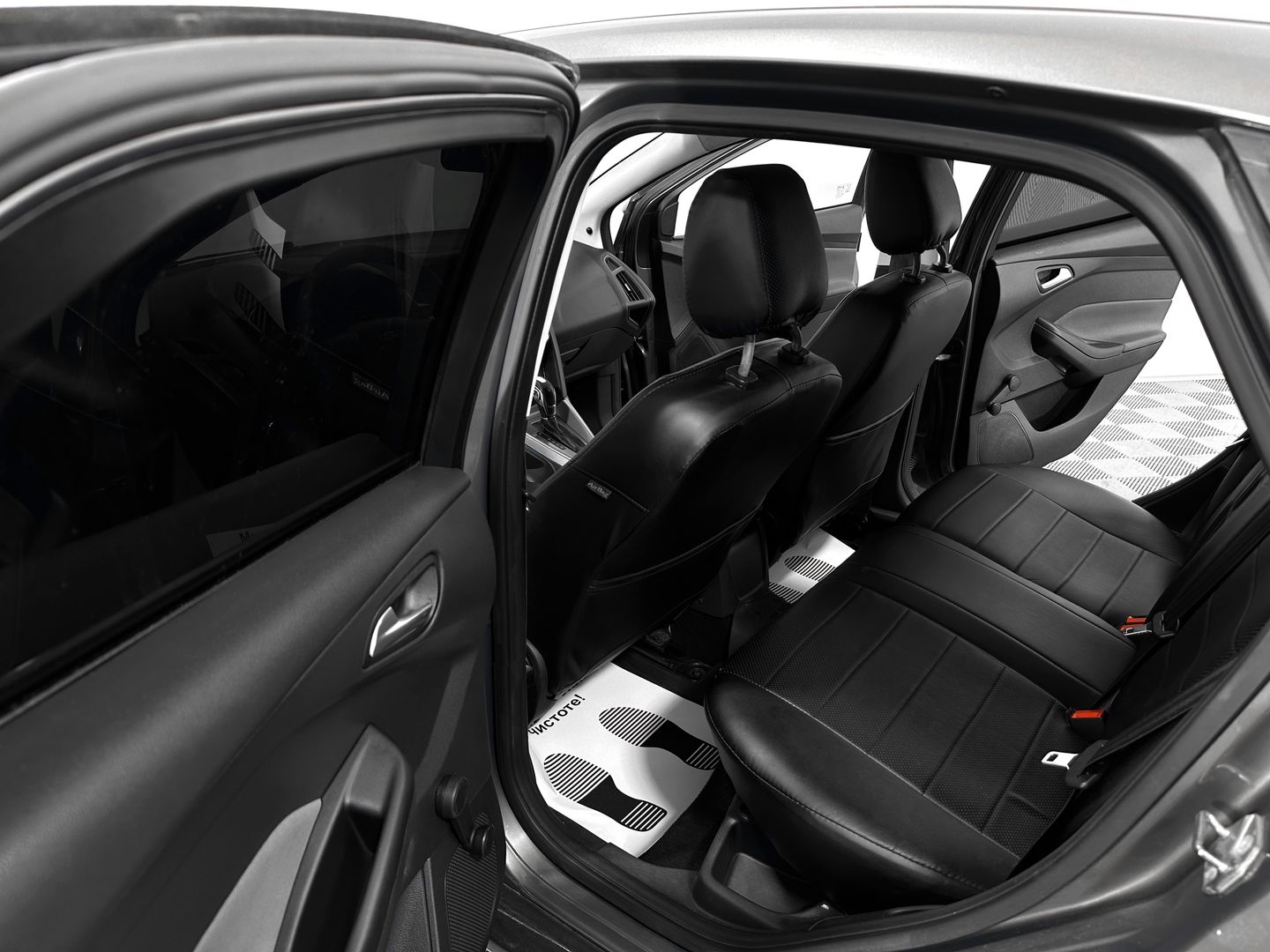 Ford Focus, III 1.6 AMT (125 л.с.)