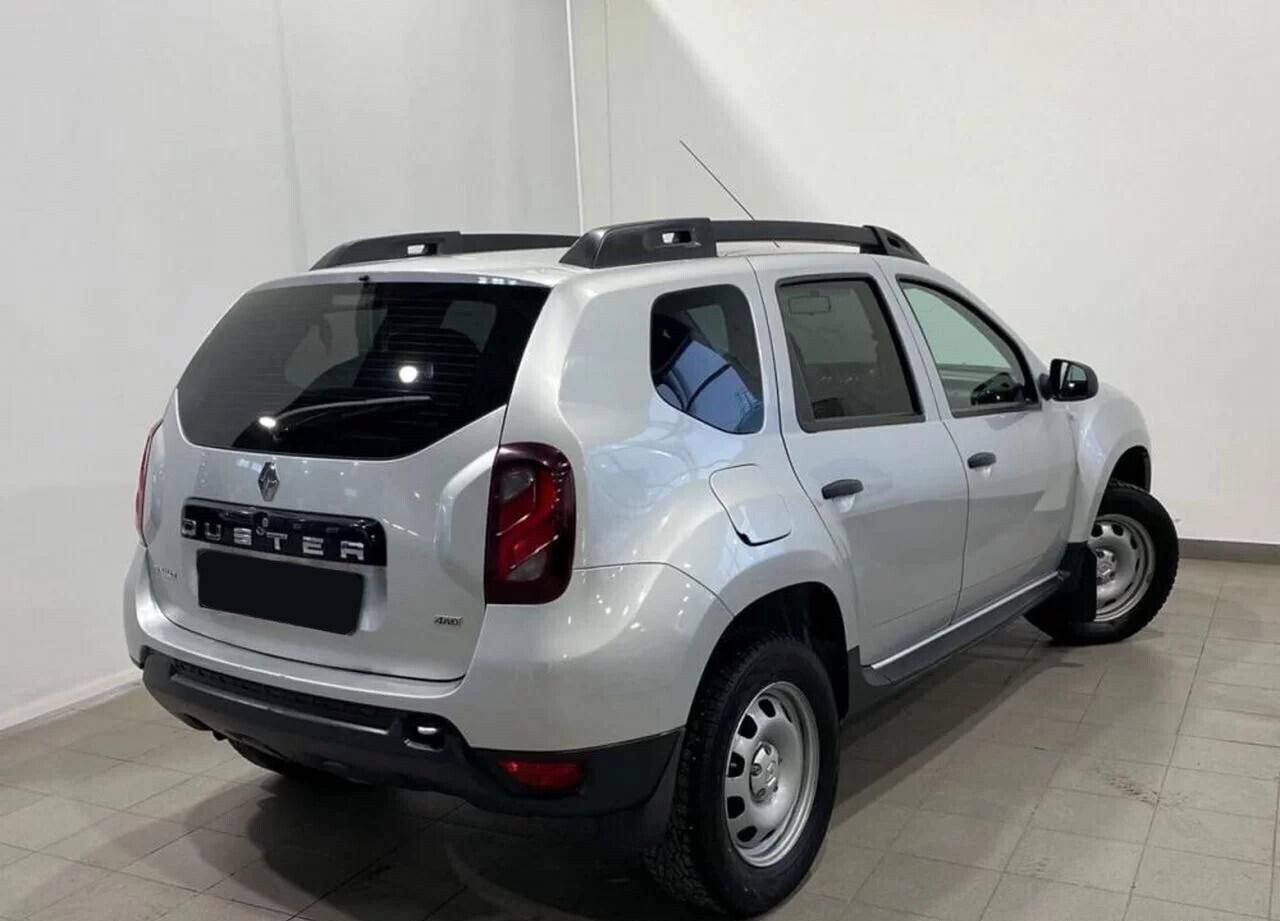 Renault Duster, I Рестайлинг 2.0 MT (143 л.с.) 4WD