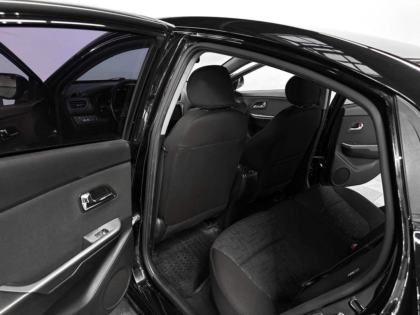 Kia Rio, III 6-speed 1.6 AT (123 л.с.)