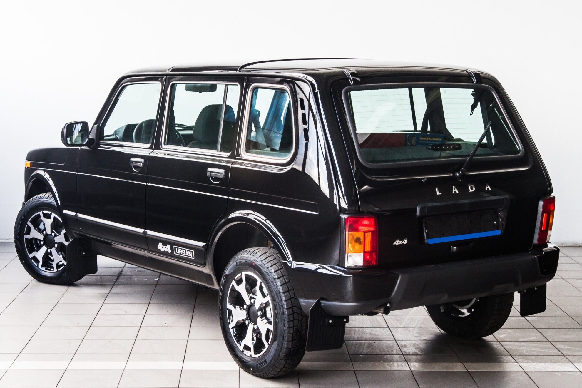 LADA (ВАЗ) 2131 (4x4), I Urban 1.7 MT (83 л.с.) 4WD