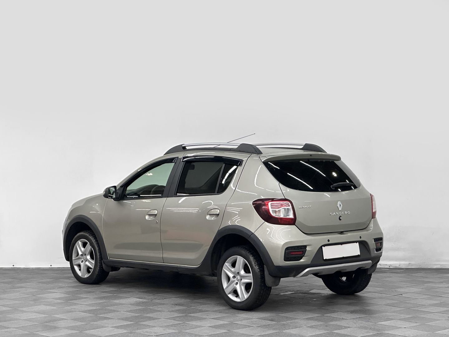 Renault Sandero, II Stepway 1.6 MT (113 л.с.)