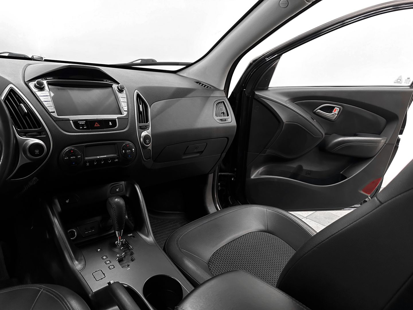 Hyundai ix35, I 2.0 AT (150 л.с.)