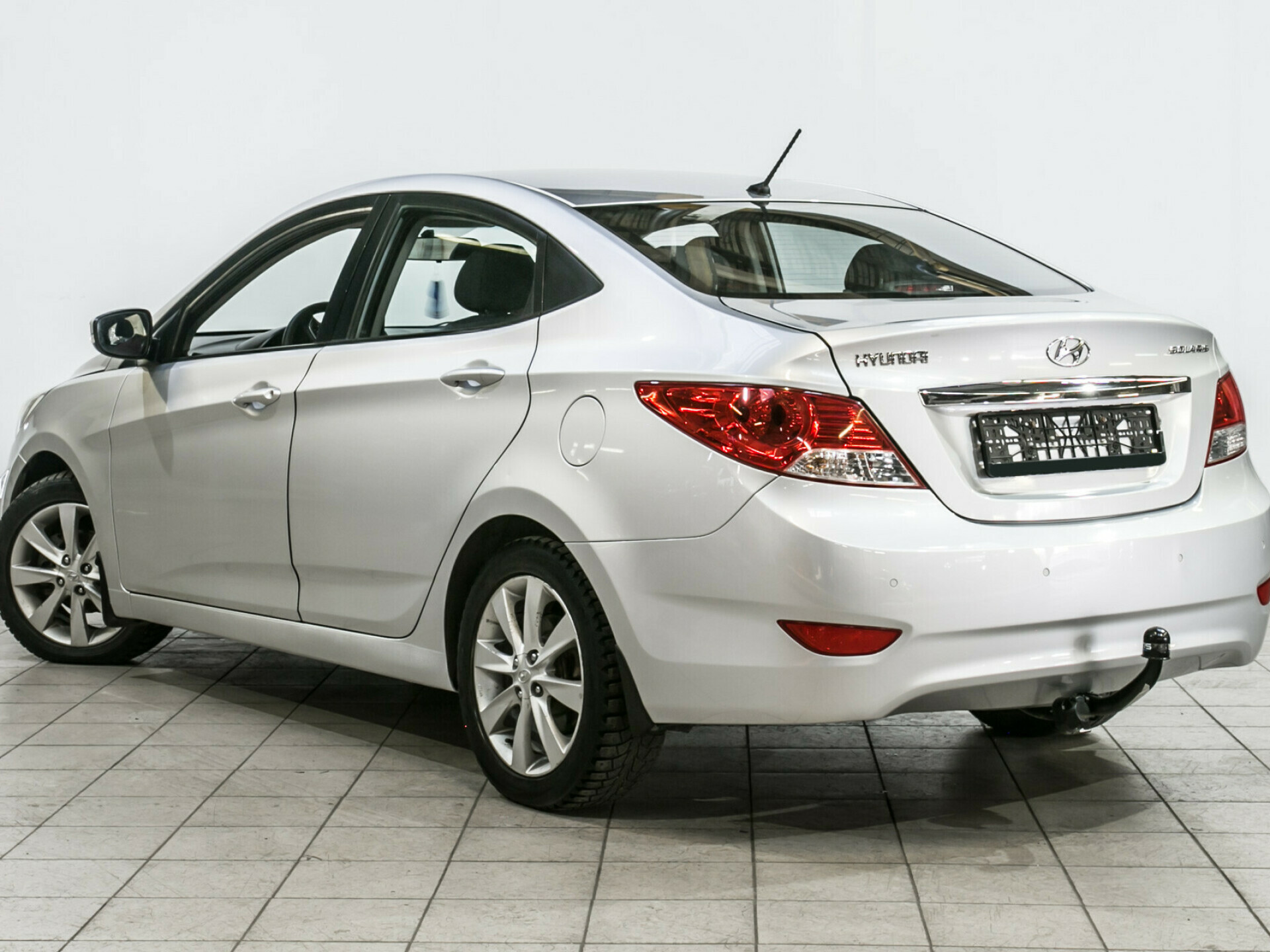 Hyundai Solaris, I 1.6 MT (123 л.с.)