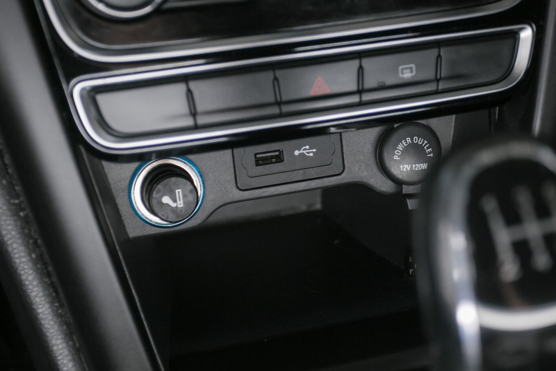 Chery Tiggo 3, I 1.6 MT (126 л.с.)