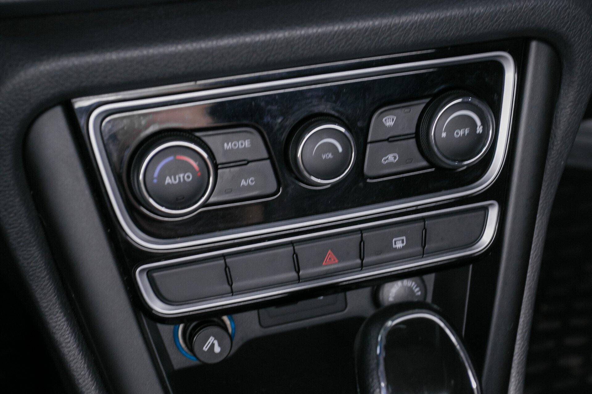 Chery Tiggo 3, I 1.6 CVT (126 л.с.)