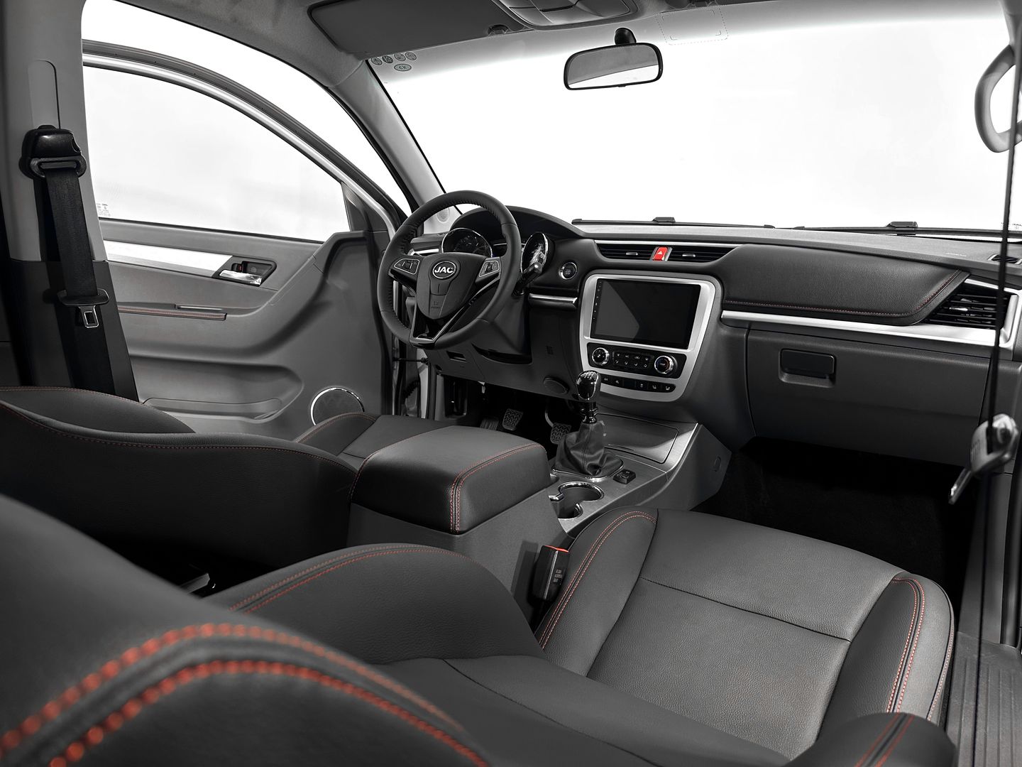 JAC T8 2.0 MT (190 л.с.) 4WD