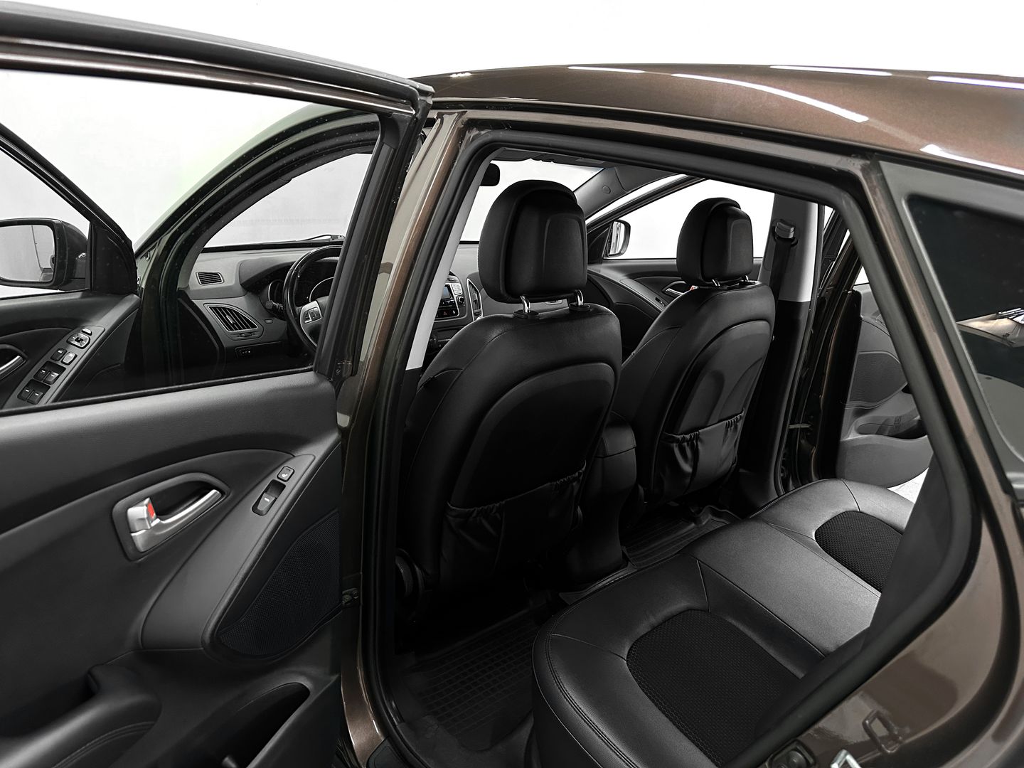 Hyundai ix35, I 2.0 AT (150 л.с.)