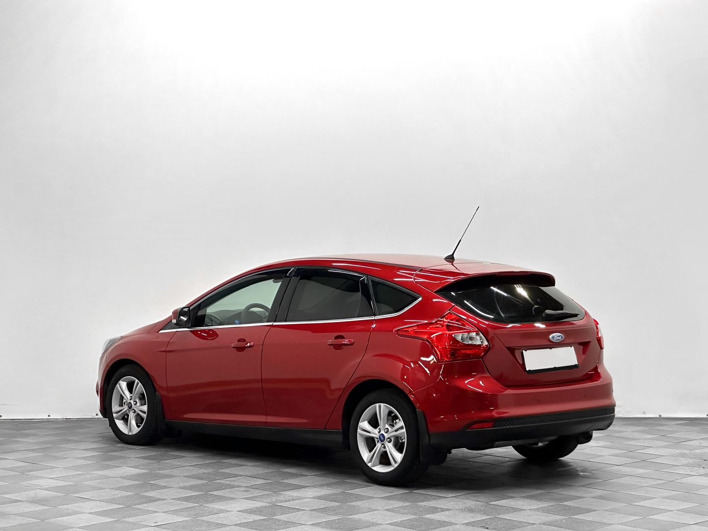 Ford Focus, III 1.6 AMT (125 л.с.)