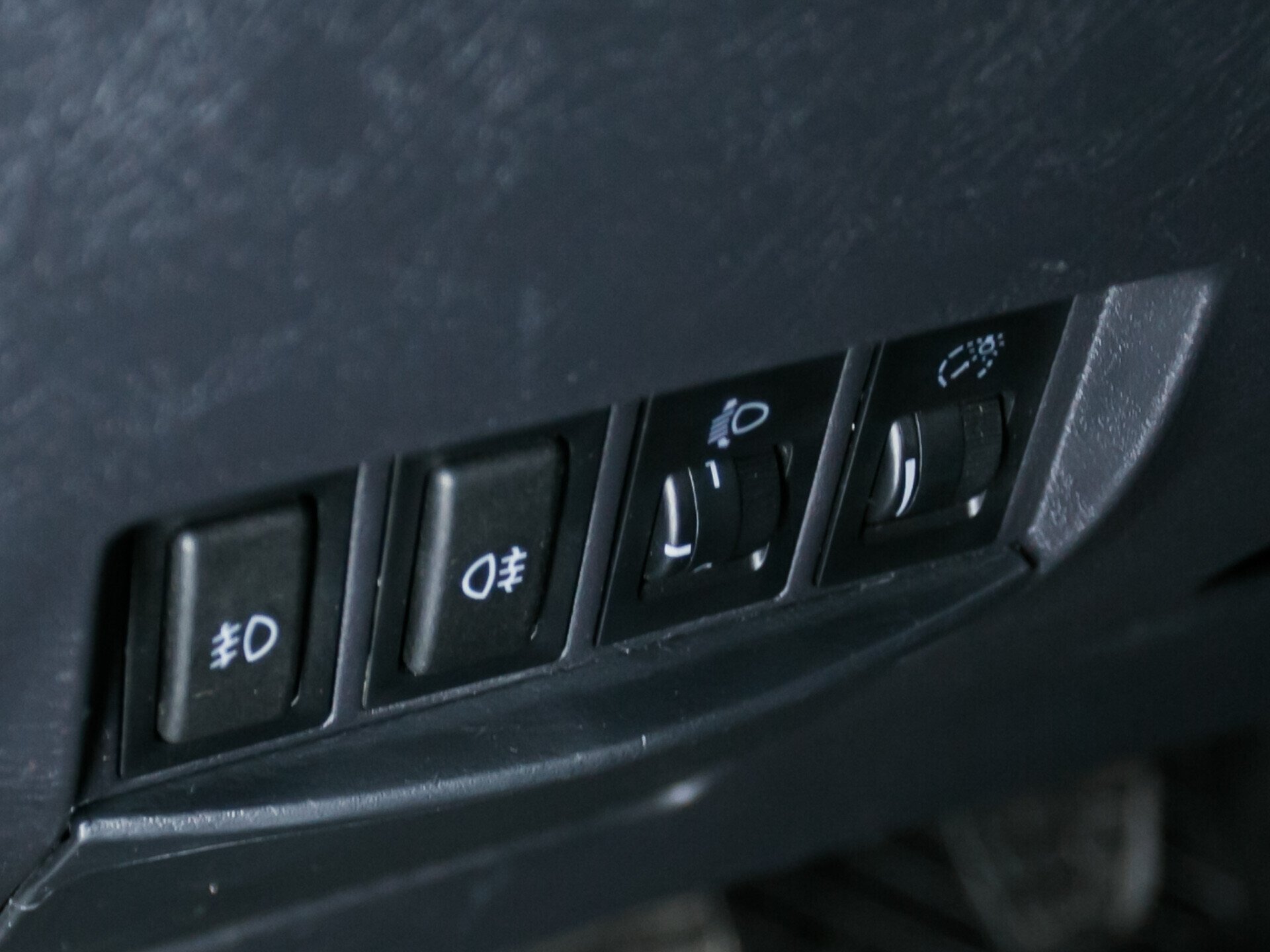 Chery Tiggo (T11), I 1.6 MT (119 л.с.)