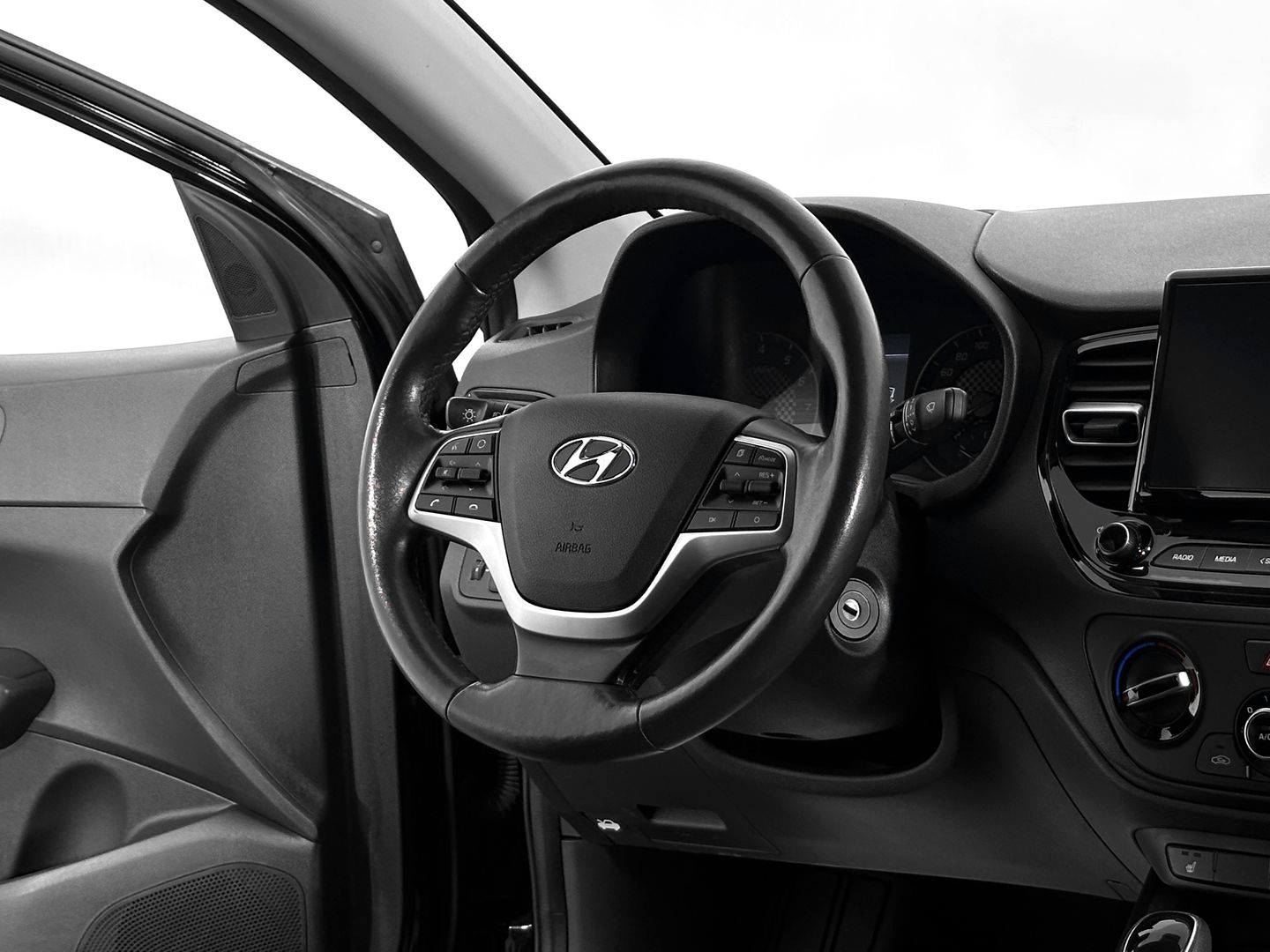 Hyundai Solaris, II Рестайлинг 1.6 AT (123 л.с.)