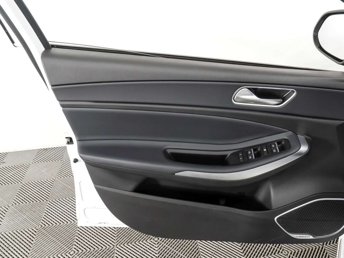 Omoda S5 1.5 CVT (113 л.с.)