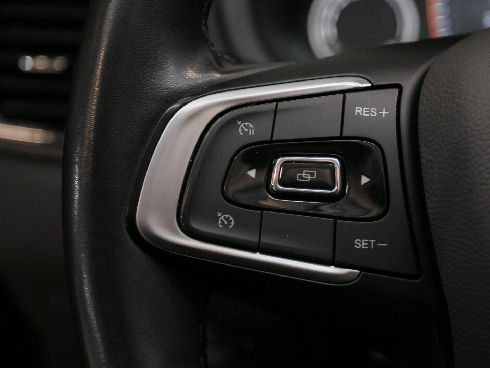 Chery Tiggo 4, I Рестайлинг 2.0 CVT (122 л.с.)