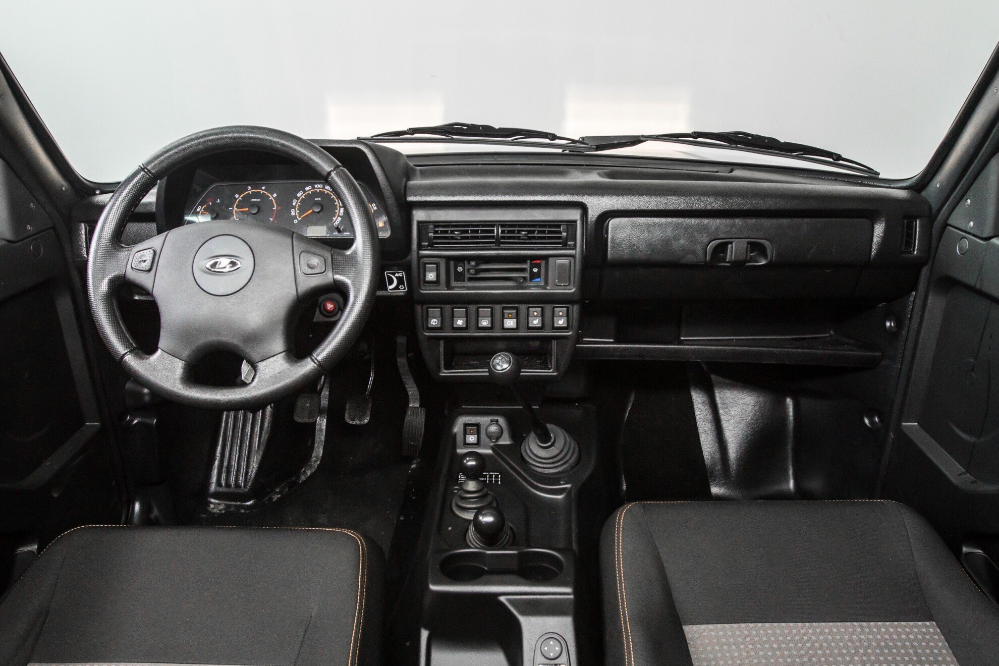 LADA (ВАЗ) 2131 (4x4), I Urban 1.7 MT (83 л.с.) 4WD