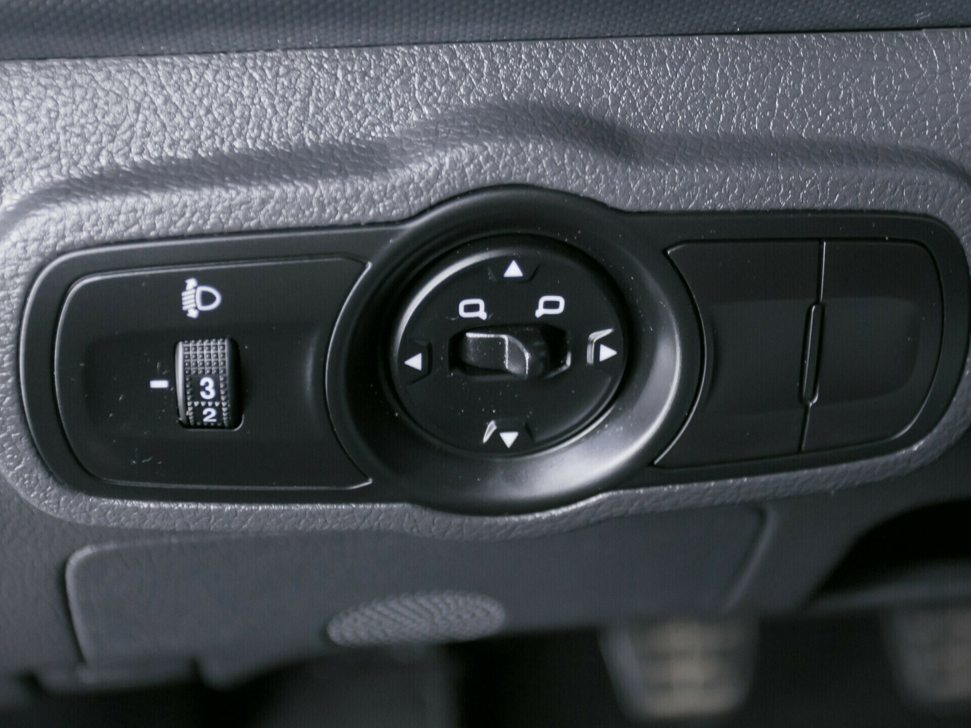 Chery Tiggo 3, I 1.6 MT (126 л.с.)