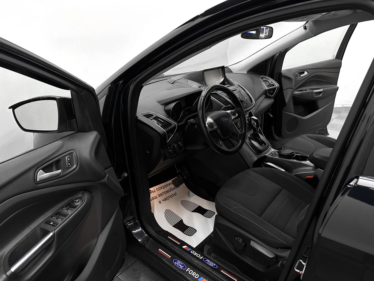 Ford Kuga, II 1.6 AT (150 л.с.) 4WD