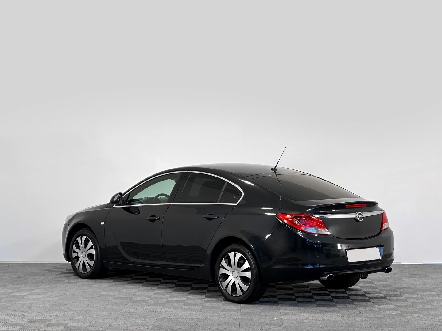 Opel Insignia, I 1.6 MT (180 л.с.)