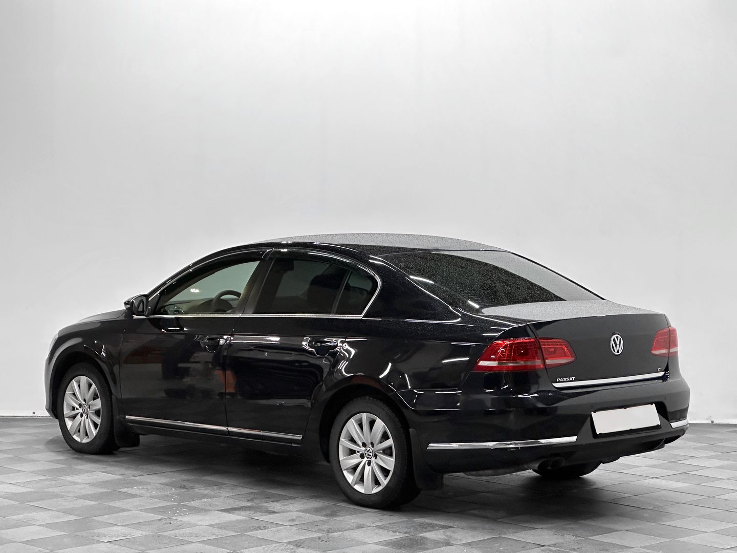 Volkswagen Passat, B7 1.8 AMT (152 л.с.)
