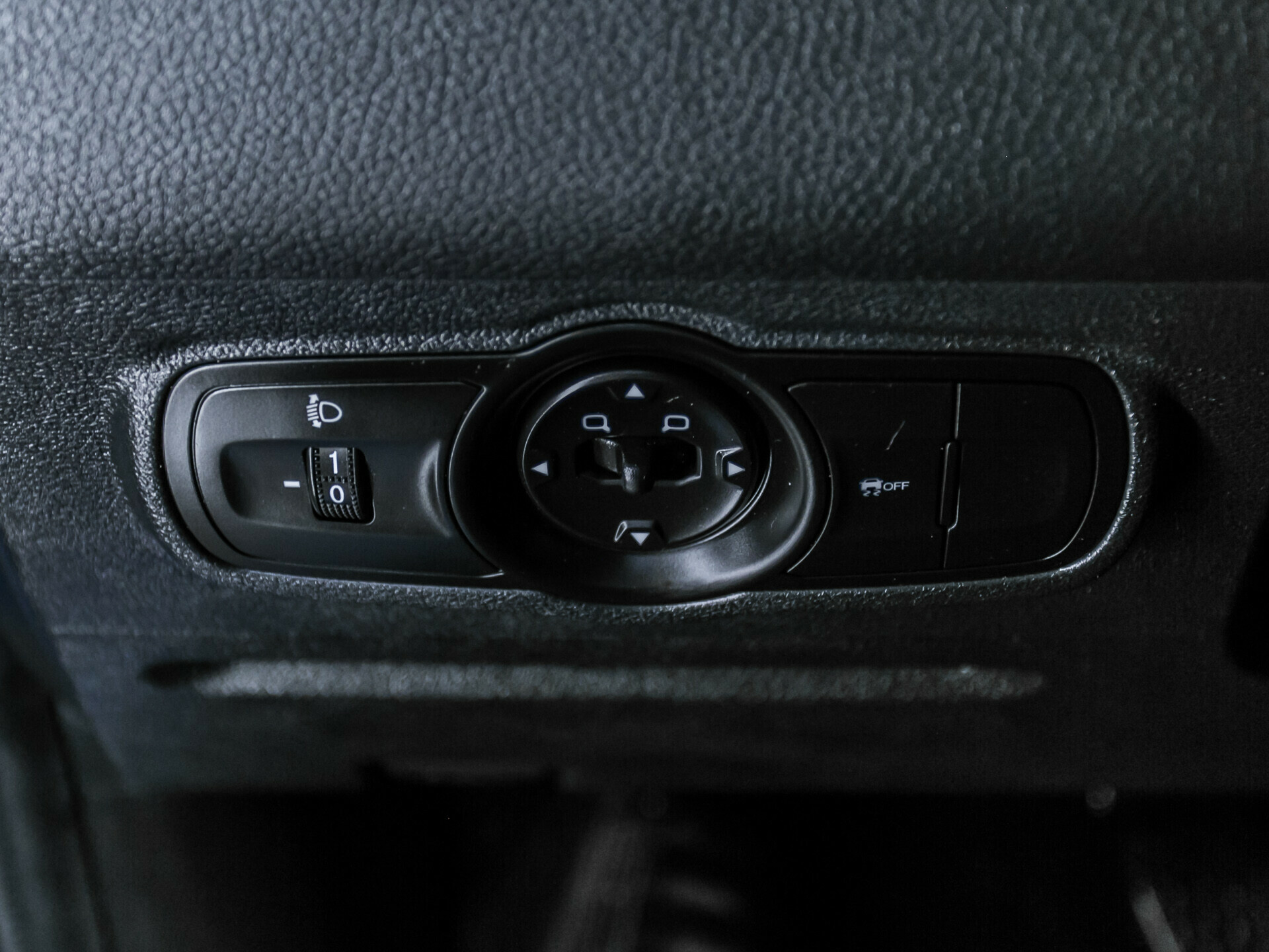 Chery Tiggo 4, I Рестайлинг 2.0 CVT (122 л.с.)