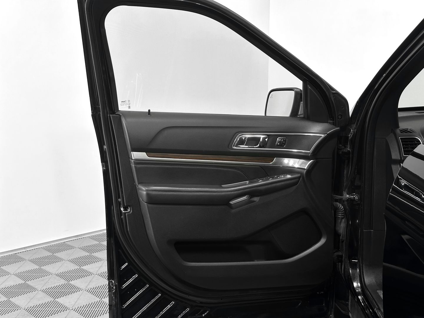 Ford Explorer, V Рестайлинг 3.5 AT (249 л.с.) 4WD